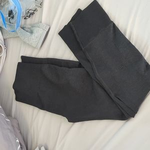 Lululemon leggings size 6?